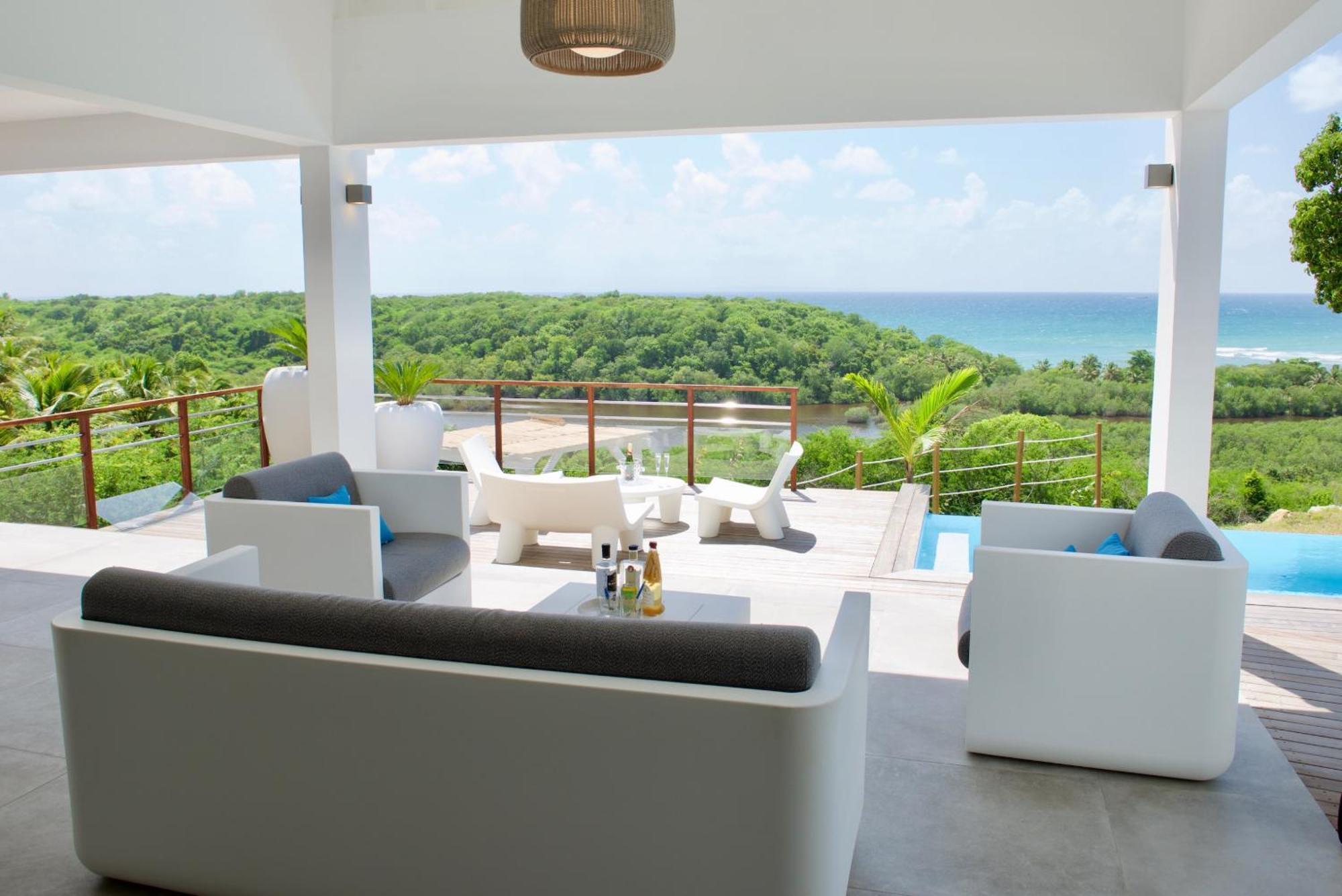 The View - Magnifique Villa Face A La Mer Sainte-Anne  Bagian luar foto